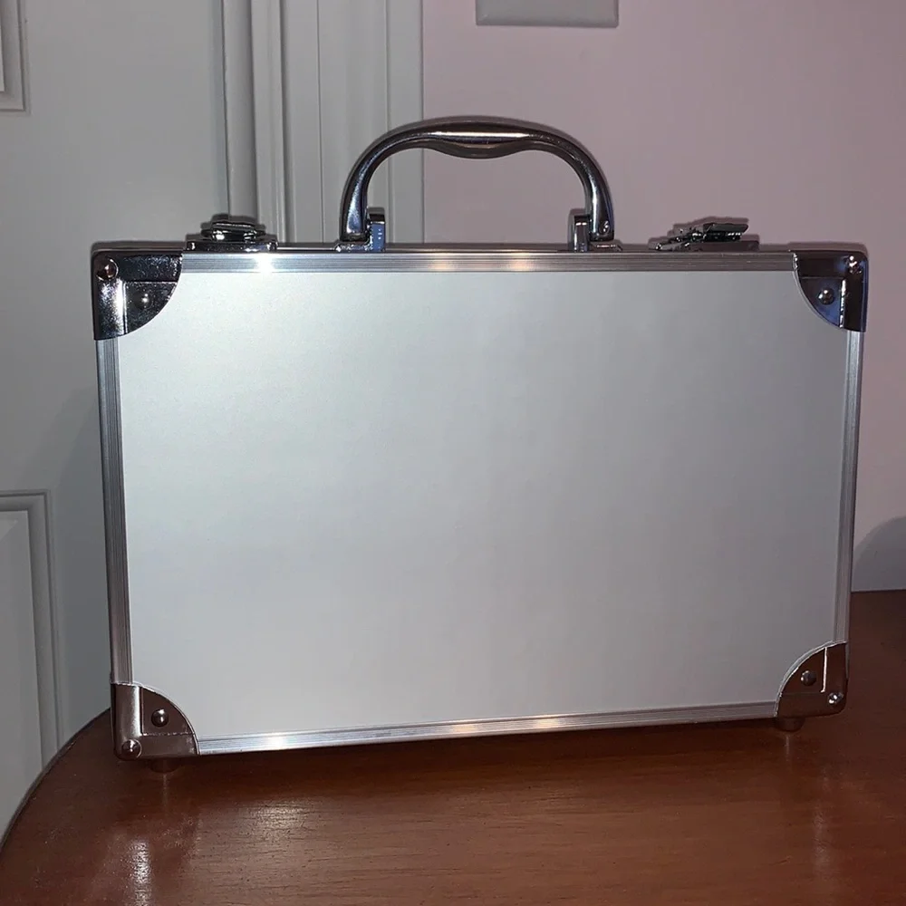 Makeup Box